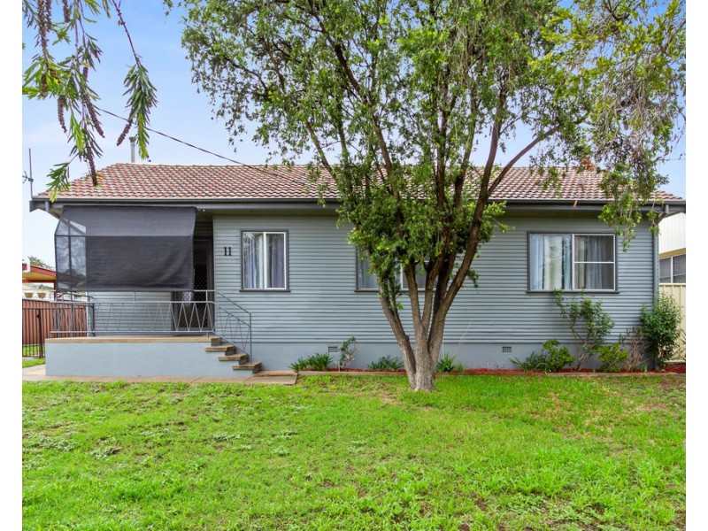11 John Street, Tamworth NSW 2340