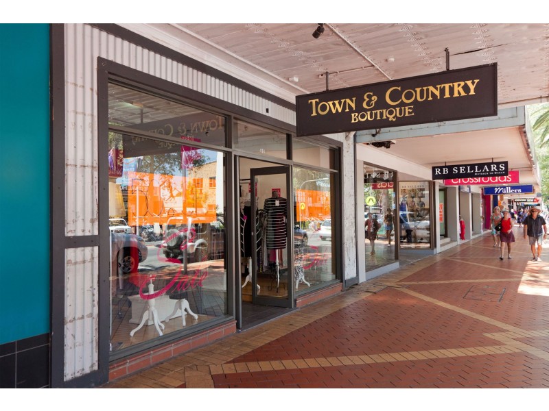 414 Peel Street, Tamworth NSW 2340