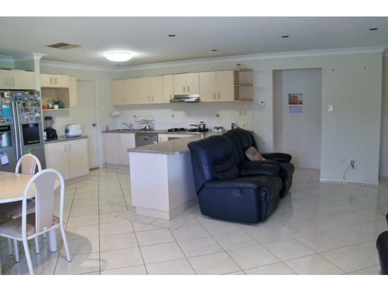 98 Mitchell Street, Westdale NSW 2340