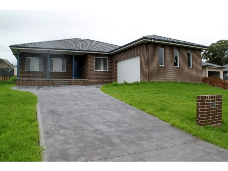 15 Bellbird Way, Tamworth NSW 2340