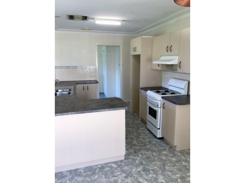 17 Bell Street, Tamworth NSW 2340