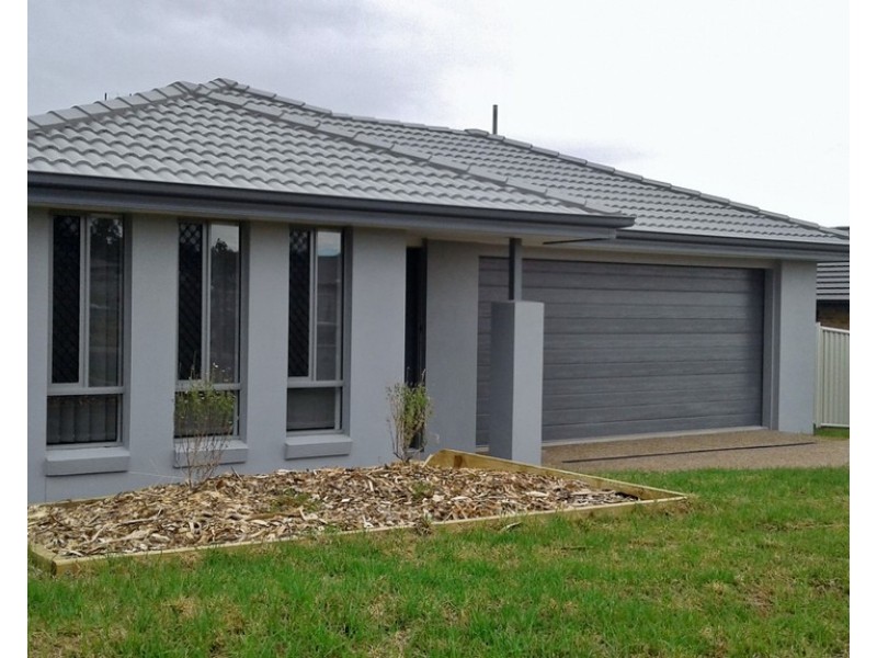 42 Tulipwood Crescent, Tamworth NSW 2340