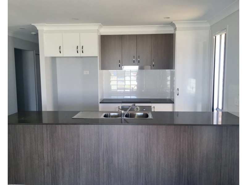 42 Tulipwood Crescent, Tamworth NSW 2340