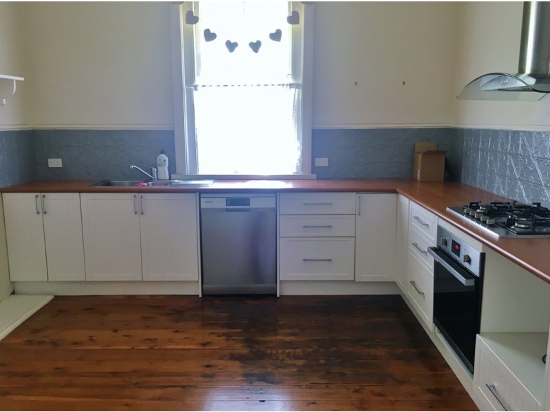 1 Gidley Street, Tamworth NSW 2340