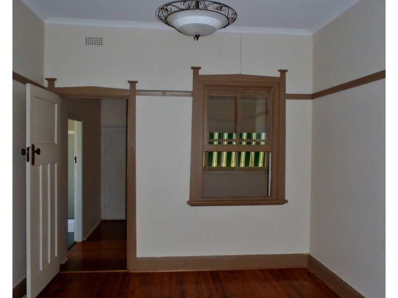 56 Roderick Street, Tamworth NSW 2340