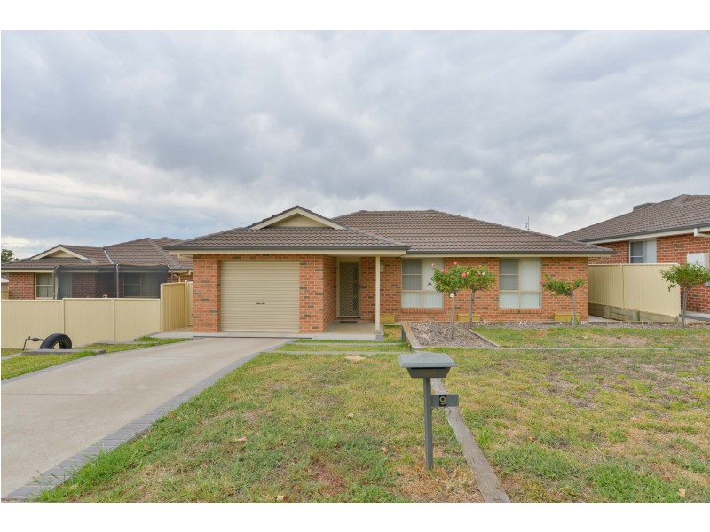 9 Karenvar Avenue, Calala NSW 2340