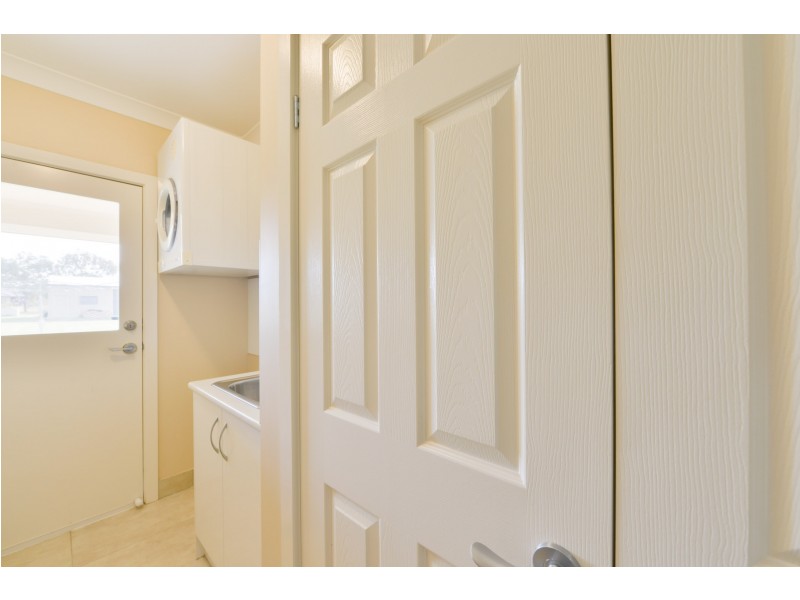 8 Edna Close, Tamworth NSW 2340