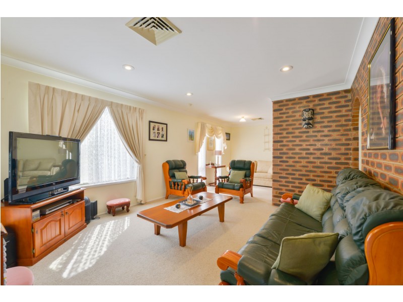 7 Melissa Avenue, Calala NSW 2340