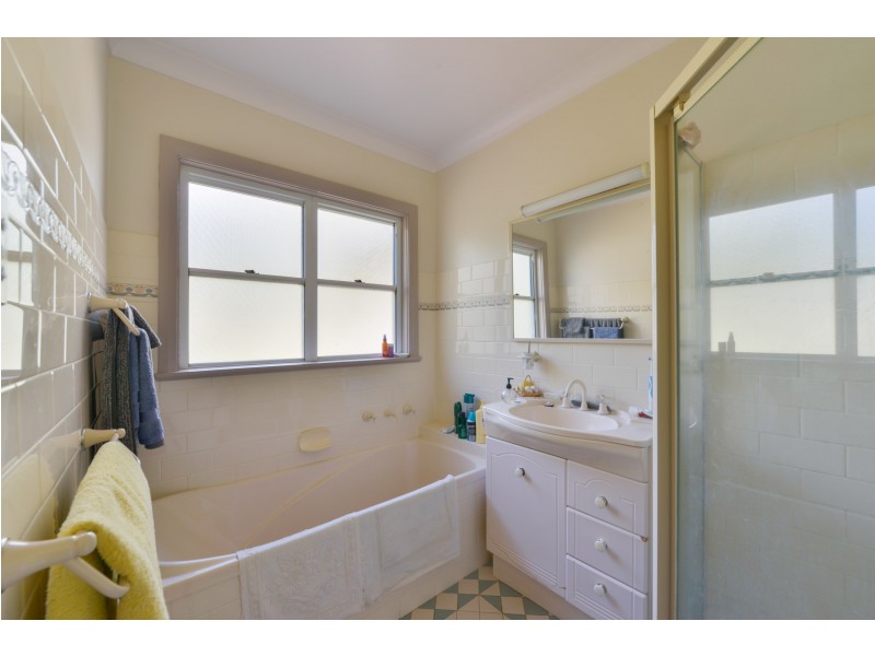 9 Patrick Street, Tamworth NSW 2340