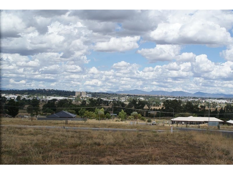 Sunset Views on Peel, Tamworth NSW 2340