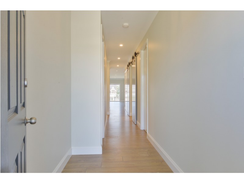13B Mulconda Close, Tamworth NSW 2340