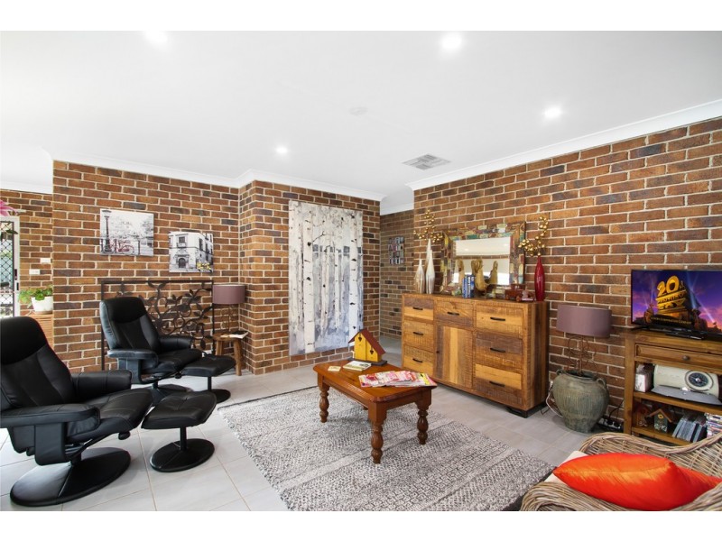 46 Boronia Drive, Tamworth NSW 2340