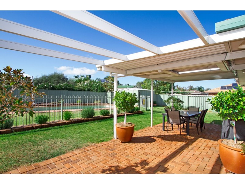 46 Boronia Drive, Tamworth NSW 2340