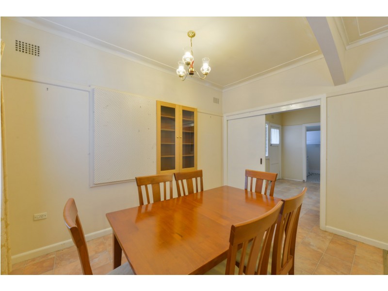 88 Piper Street, Tamworth NSW 2340