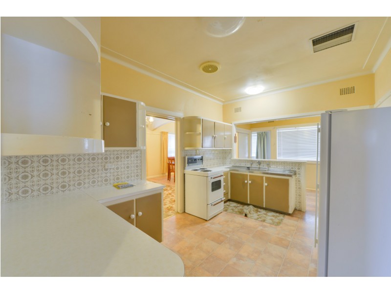 88 Piper Street, Tamworth NSW 2340