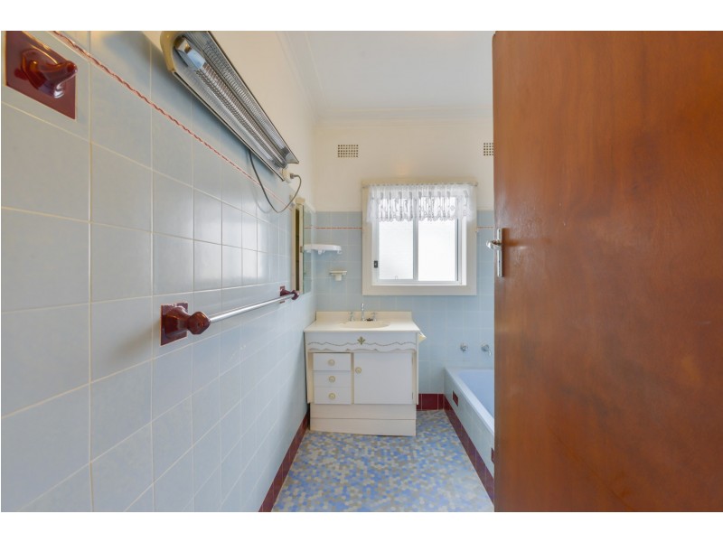 88 Piper Street, Tamworth NSW 2340