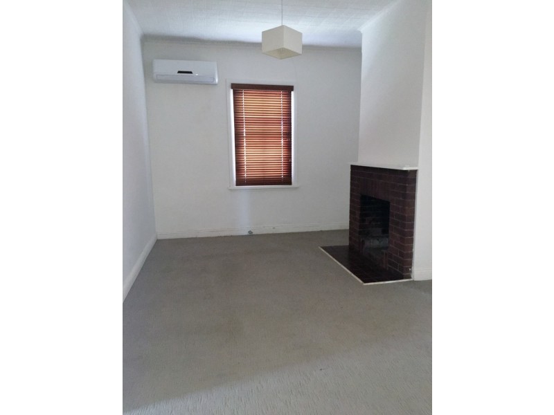 2 Martin Street, Tamworth NSW 2340