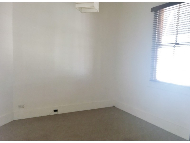 2 Martin Street, Tamworth NSW 2340