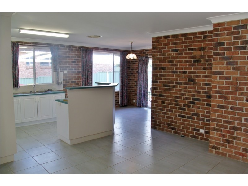 46 Boronia Drive, Tamworth NSW 2340