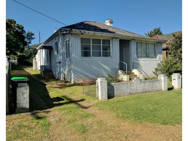 2/18 Raglan Street, Tamworth NSW 2340