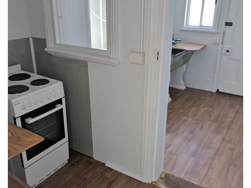 2/18 Raglan Street, Tamworth NSW 2340