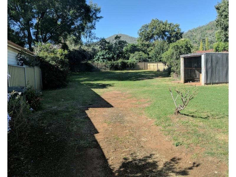 2/18 Raglan Street, Tamworth NSW 2340