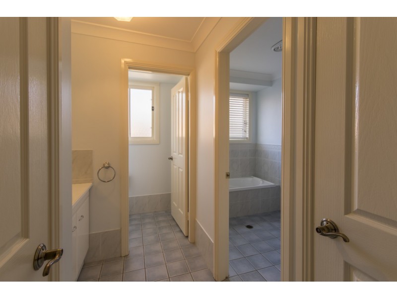 33 Morilla Street, Tamworth NSW 2340