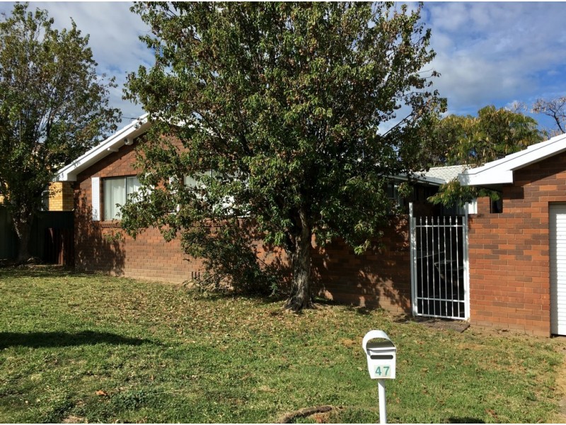47 Minnamurra Crescent, Tamworth NSW 2340