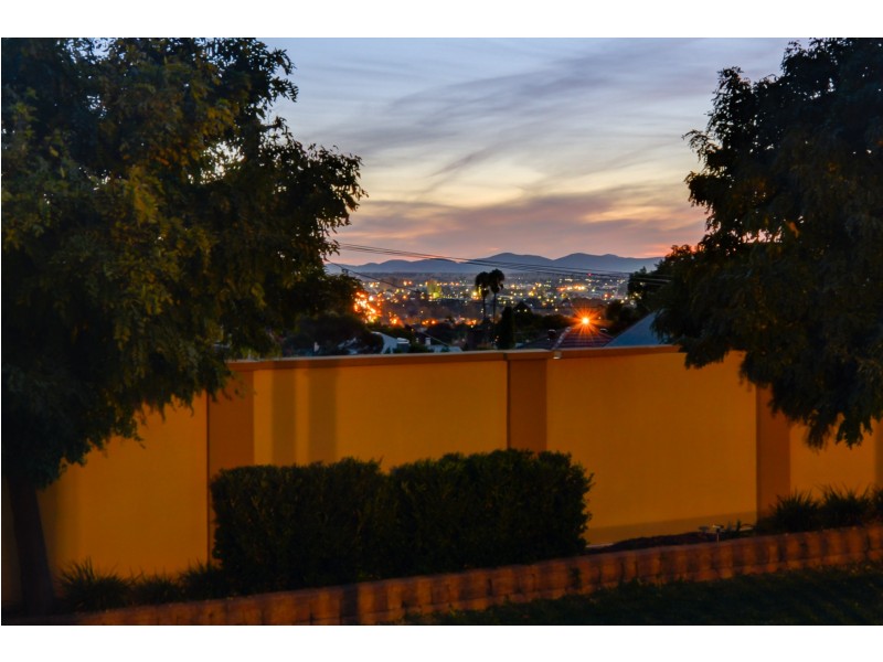 72 White Street, Tamworth NSW 2340