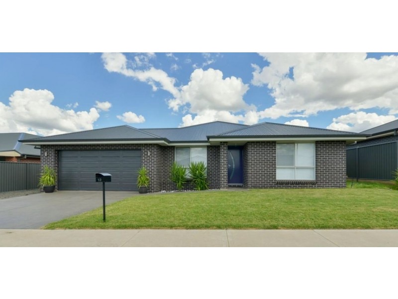 12 Kingham Street, Tamworth NSW 2340