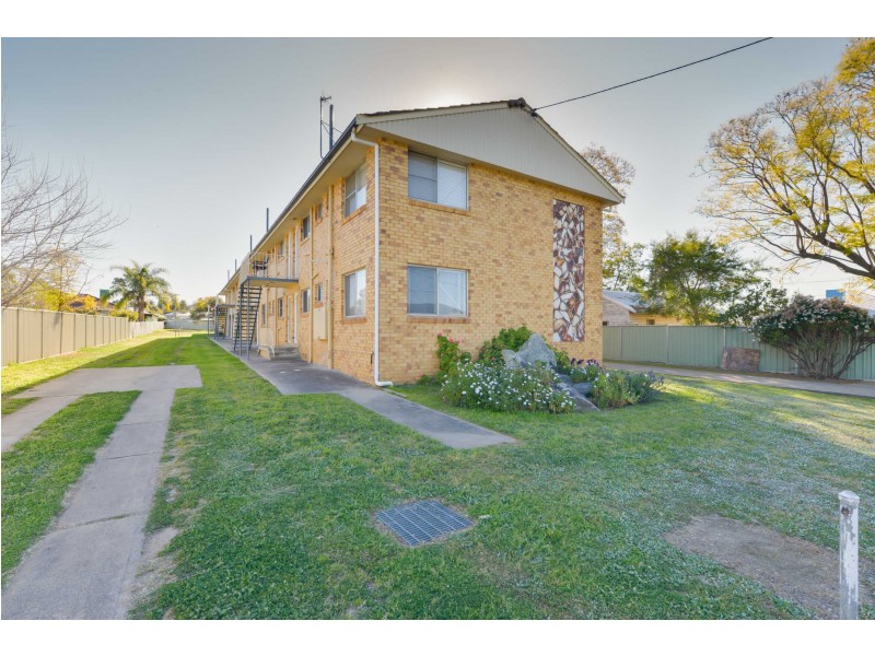 2 Edward Street, Tamworth NSW 2340