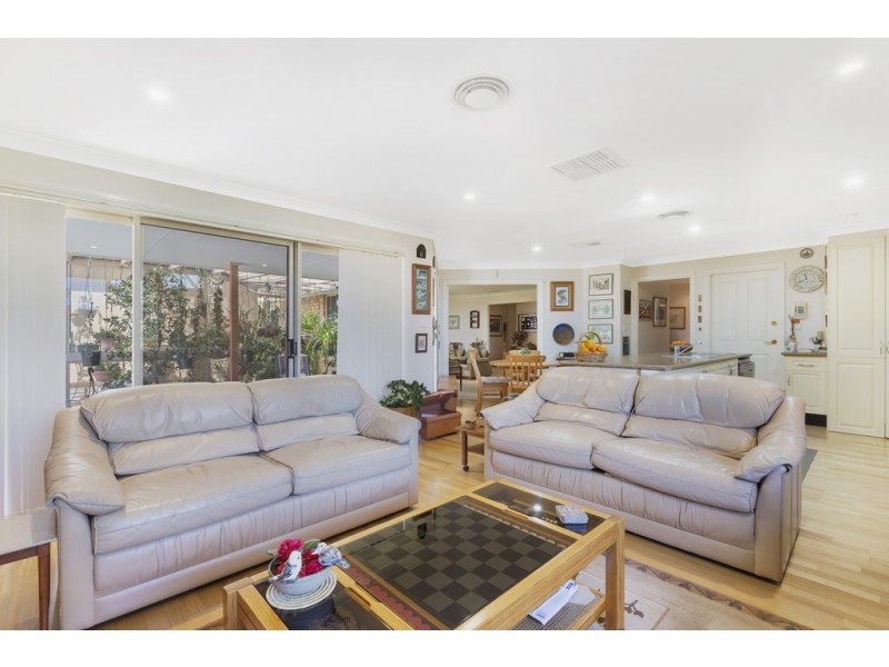 16 Prentice Avenue, Tamworth NSW 2340