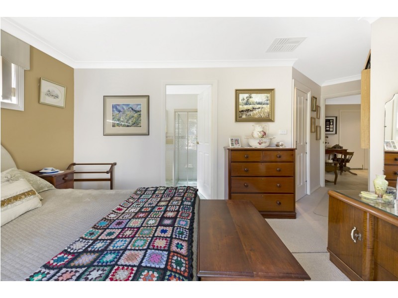 16 Prentice Avenue, Tamworth NSW 2340