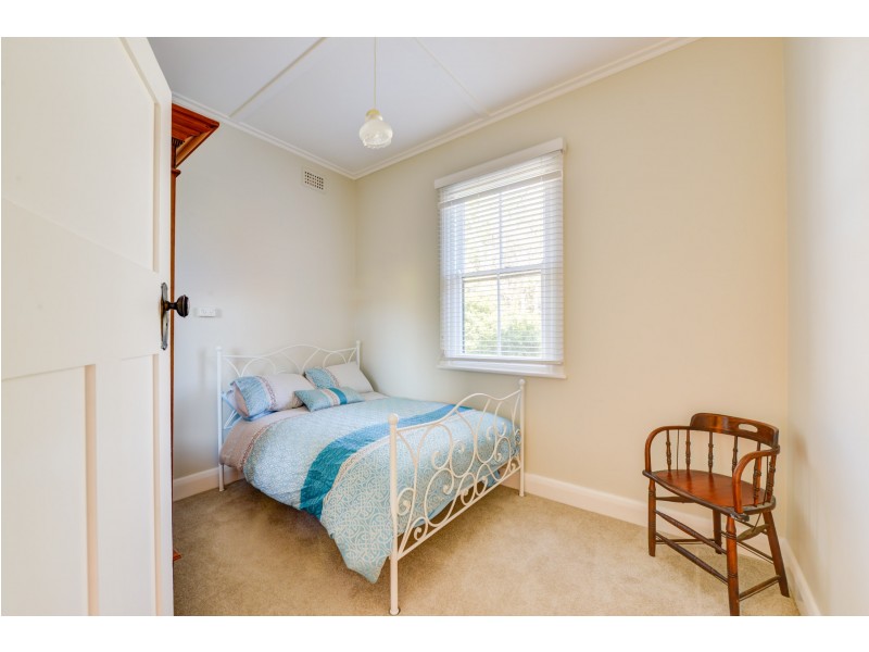 61 Rawson Avenue, Tamworth NSW 2340