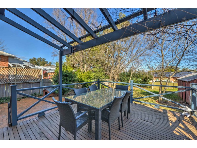 61 Rawson Avenue, Tamworth NSW 2340