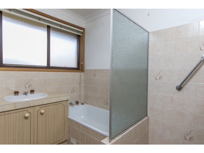 36 Mullumbimby Close, Tamworth NSW 2340