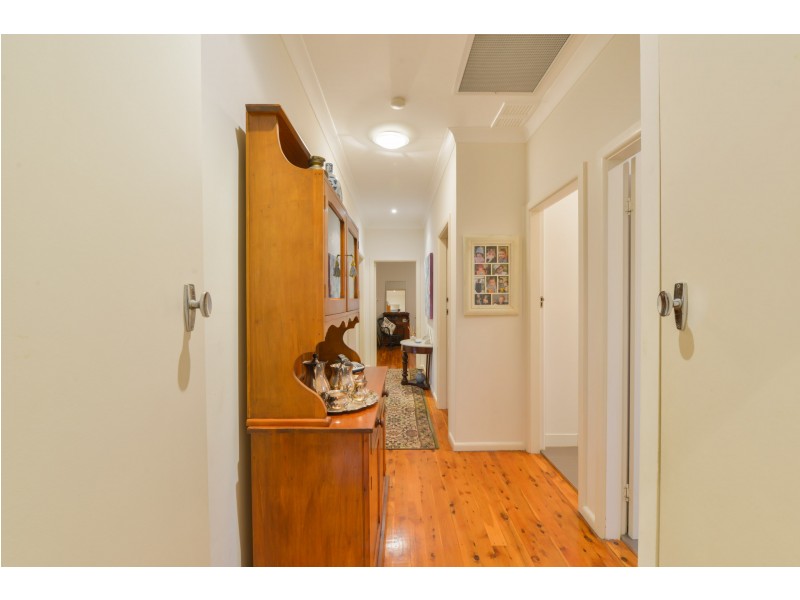 82A Rawson Avenue, Tamworth NSW 2340