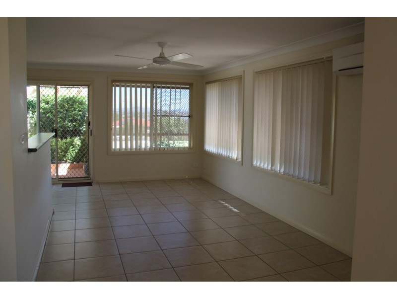 1/2 Warrabah Close, Tamworth NSW 2340