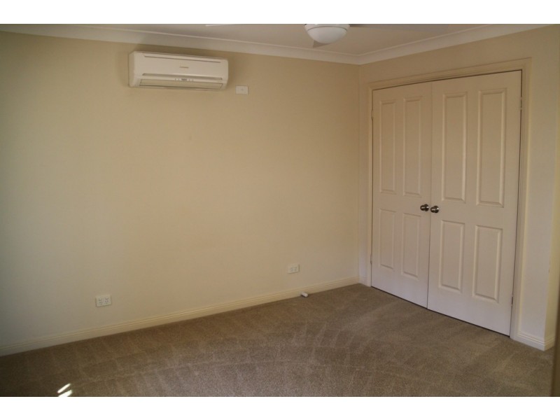 1/2 Warrabah Close, Tamworth NSW 2340