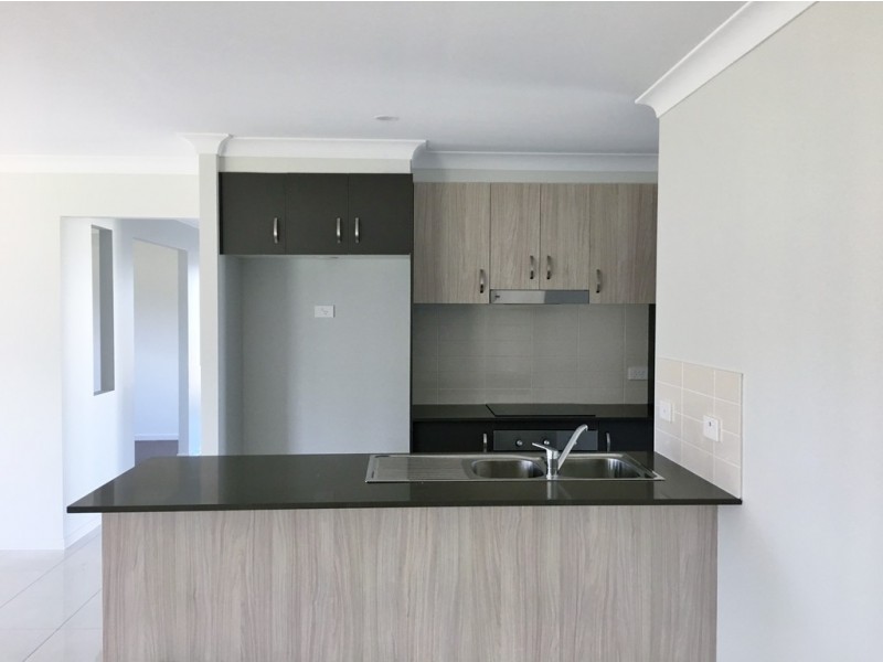 33 Tulipwood Crescent, Tamworth NSW 2340