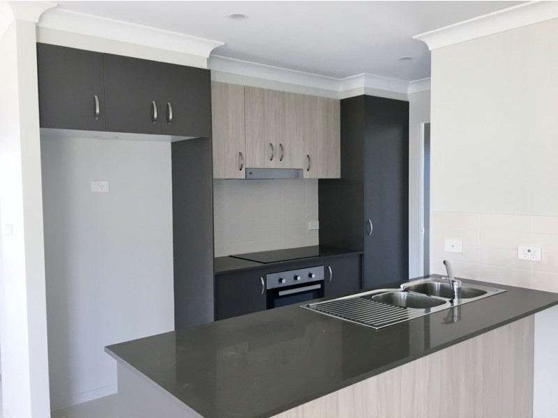 33 Tulipwood Crescent, Tamworth NSW 2340