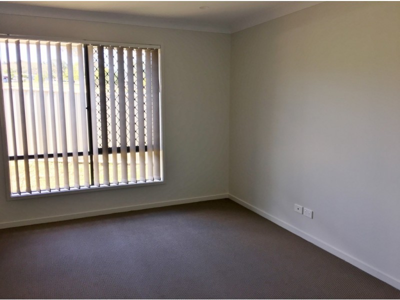 33 Tulipwood Crescent, Tamworth NSW 2340