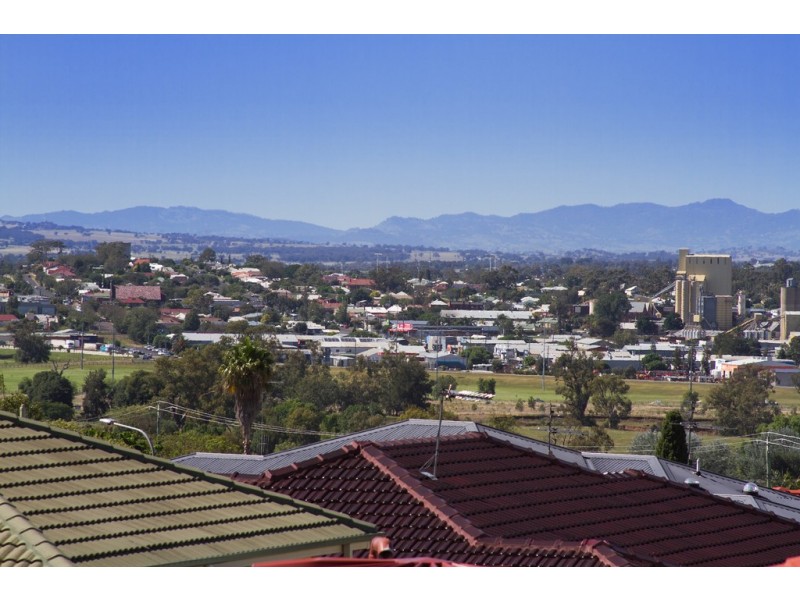 5 Kaputar Close, North Tamworth NSW 2340