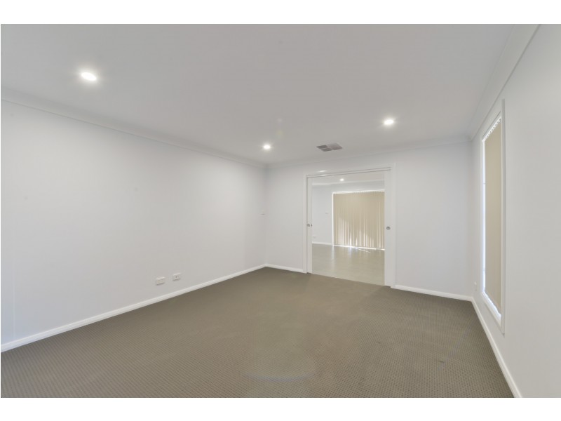 21 Faringdon Street, Tamworth NSW 2340