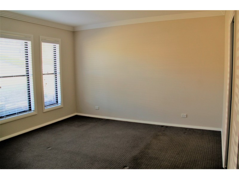 10 Hibiscus Way, Tamworth NSW 2340