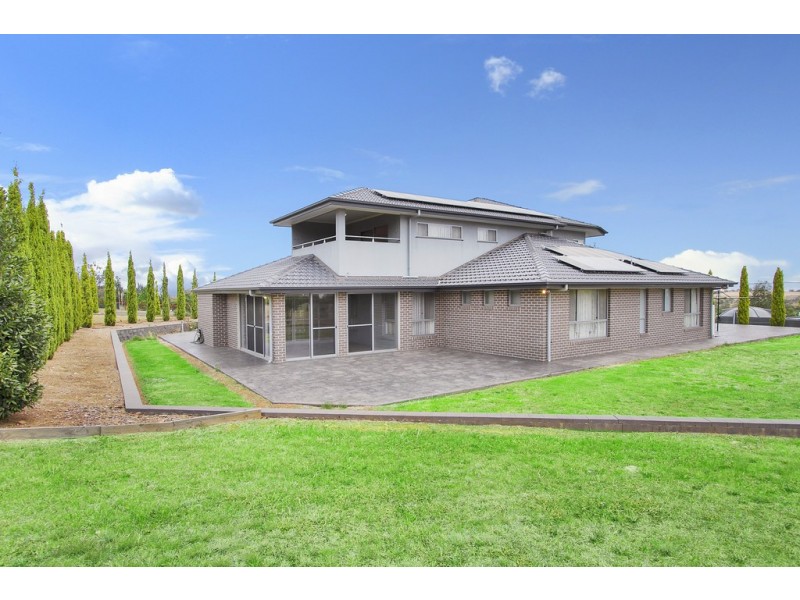 33 Flagstaff Road, Tamworth NSW 2340
