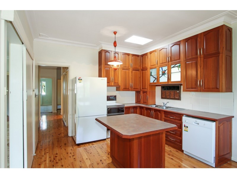 25 Marnola Crescent, Tamworth NSW 2340