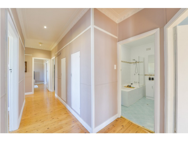 12 Joan Street, Tamworth NSW 2340