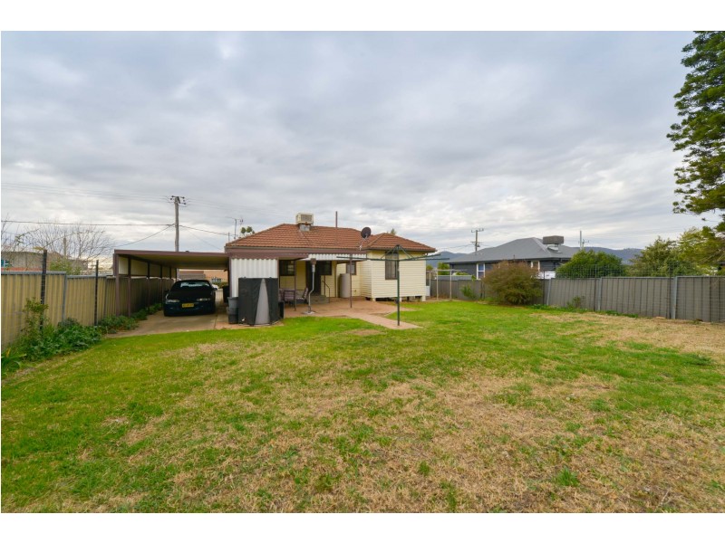51A Robert Street, Tamworth NSW 2340