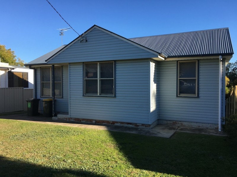 5 Peel Street, Tamworth NSW 2340